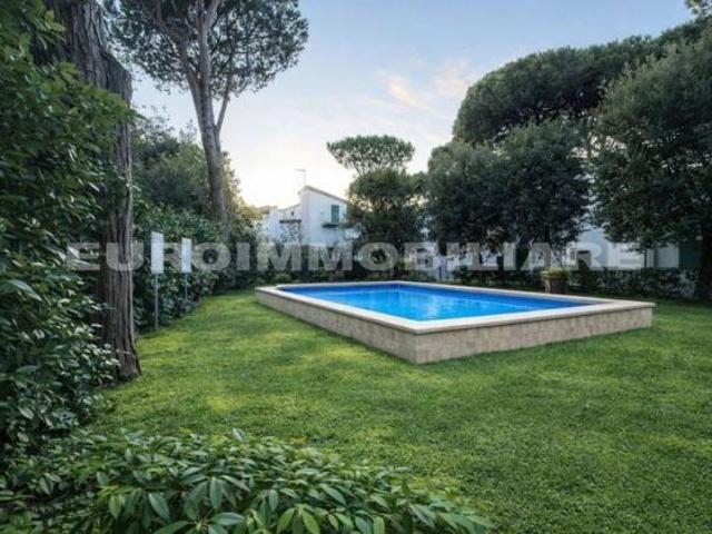 Villa in affitto a Forte dei Marmi