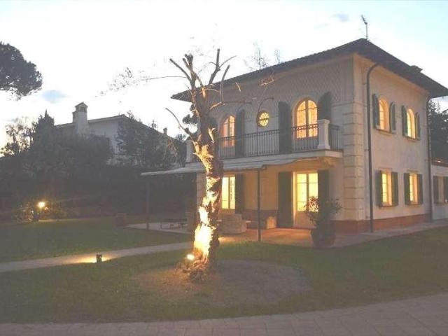 Villa in affitto a Forte Dei Marmi