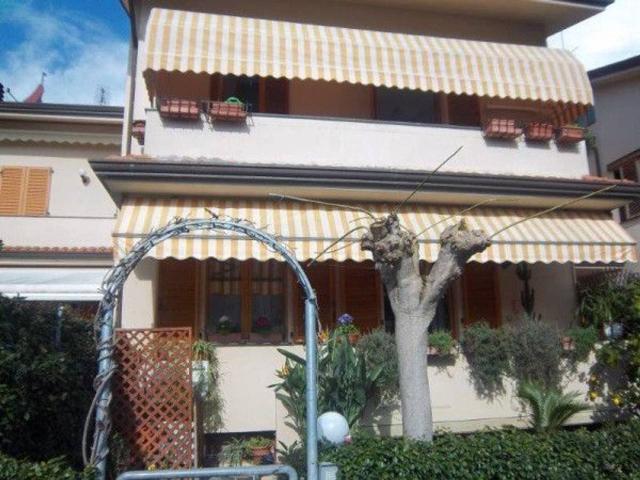 Villa in affitto a Forte Dei Marmi