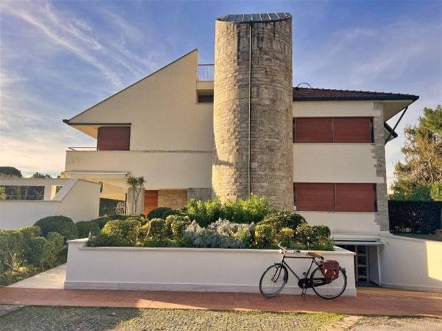 Villa in affitto a Forte Dei Marmi