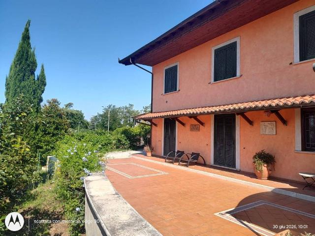Villa in affitto a Ferentino strada Provinciale Torre Noverana, arredato, giardino privato, terrazzo TrovaCasa