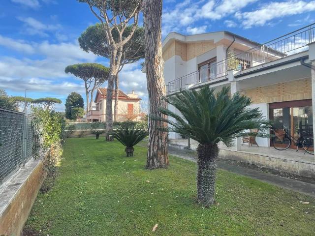 Villa in affitto a Fiumicino RM