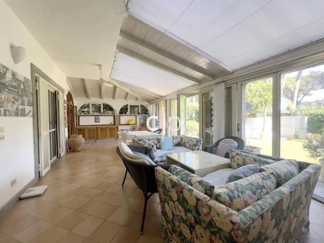 Villa in affitto a Fiumicino RM