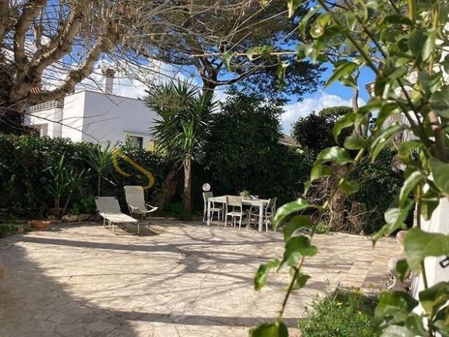 Villa in affitto a Fiumicino RM