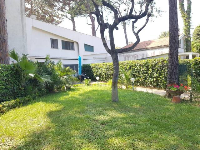 Villa in affitto a Fiumicino RM