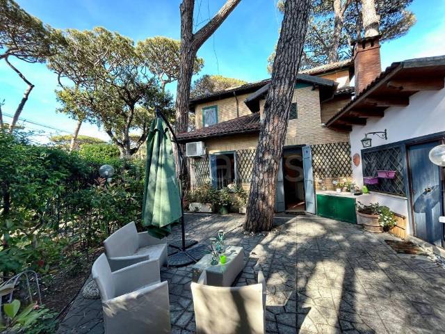 Villa in affitto a Fiumicino via Abbazia, arredato, giardino privato, terrazzo TrovaCasa