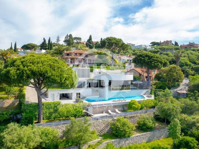Villa in affitto a Finale Ligure, arredato, giardino privato, terrazzo TrovaCasa