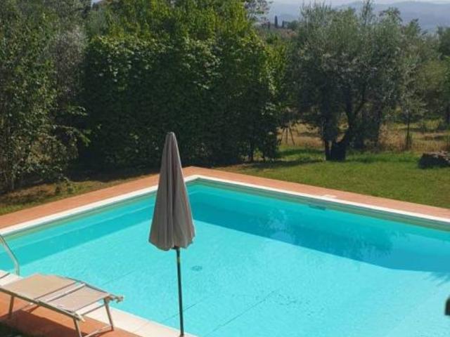 Villa in affitto a Firenze via di San Romano, caminetto, vista sulla città, piscina privata TrovaCasa