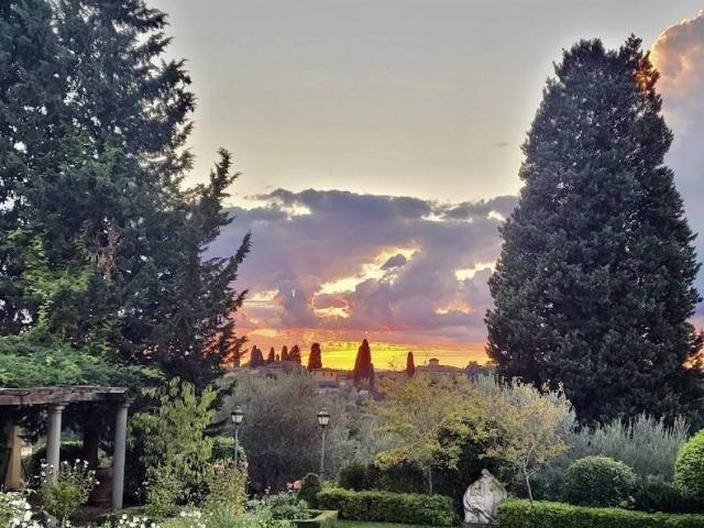Villa in affitto a Firenze piazzale Michelangiolo, arredato, giardino privato, posto auto TrovaCasa