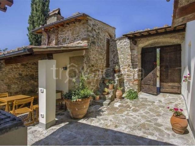 Villa in affitto a Firenze, posto auto, caminetto, cantina TrovaCasa