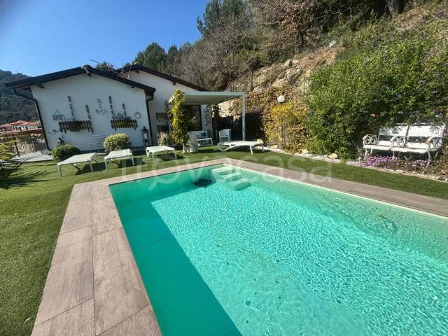 Villa in affitto a Imperia, non arredato/vuoto, giardino privato, box TrovaCasa