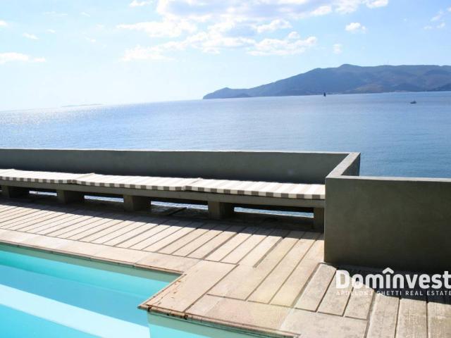Villa in affitto a Orbetello via delle Mimose, giardino privato, posto auto, terrazzo TrovaCasa
