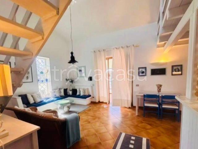 Villa in affitto a Latina via Montecristo, 38, arredato, giardino privato, terrazzo TrovaCasa