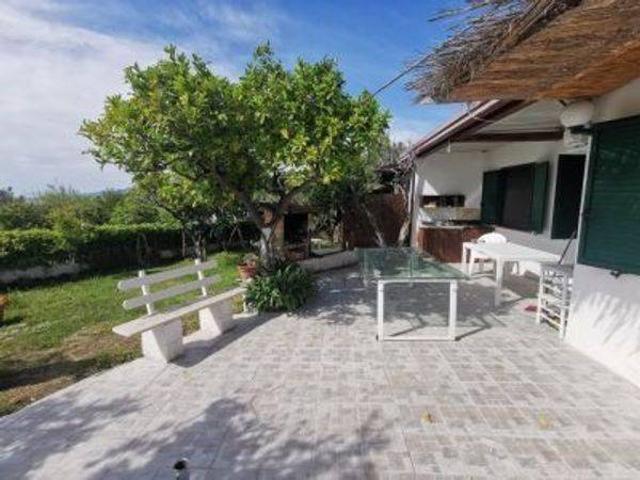 Villa in affitto a Montauro CZ