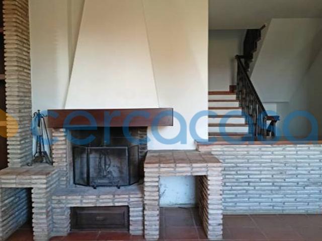 VILLA IN AFFITTO A MONTEBELLUNA