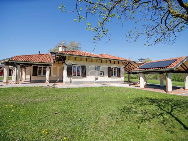 Villa in affitto a Mathi via Corio, 17, non arredato/vuoto, giardino privato, terrazzo TrovaCasa