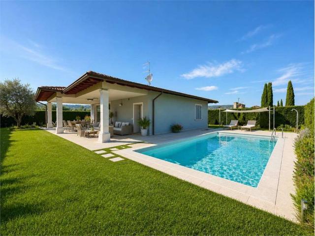 Villa in affitto a Manerba del Garda BS