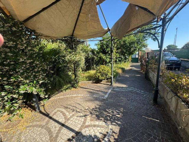 Villa in affitto a Marcianise CE