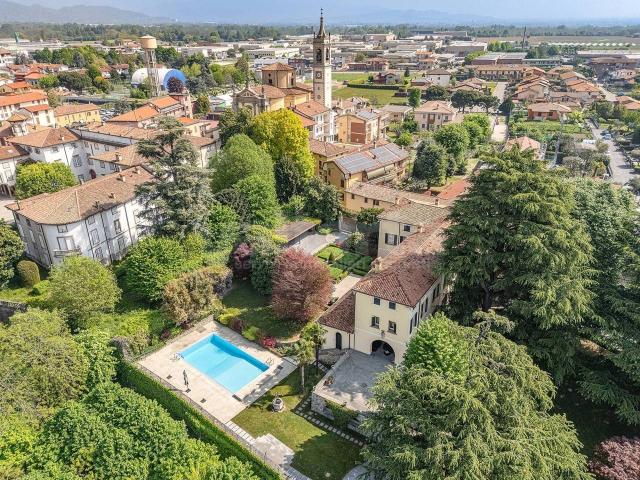 Villa in affitto a Medolago