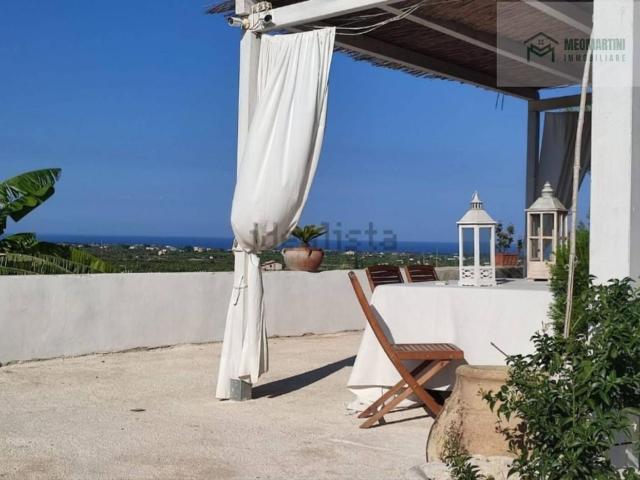 Villa in affitto a Noto