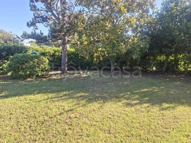 Villa in affitto a Numana, non arredato/vuoto, giardino privato, cucina abitabile TrovaCasa