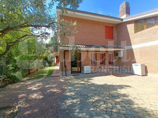 Villa in affitto a San Lazzaro di Savena BO
