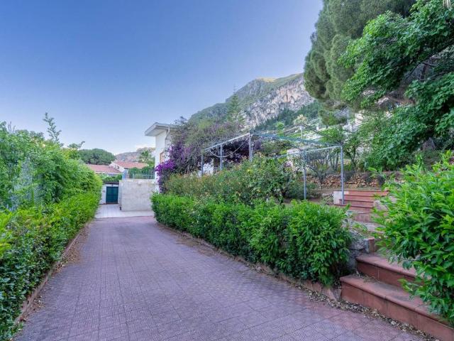 Villa in affitto a Santa Flavia PA
