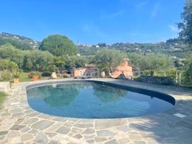 Villa in affitto a Santa Margherita Ligure via Mortero, 4, arredato, giardino privato, posto auto TrovaCasa