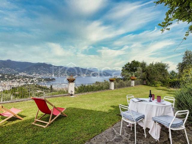 Villa in affitto a Santa Margherita Ligure via Busseto, arredato, giardino privato, posto auto TrovaCasa