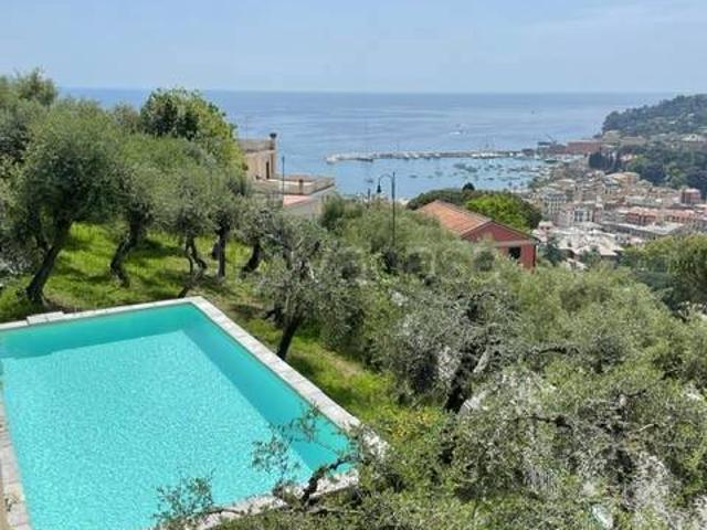 Villa in affitto a Santa Margherita Ligure via San Lorenzo, 28, arredato, giardino privato, posto auto TrovaCasa