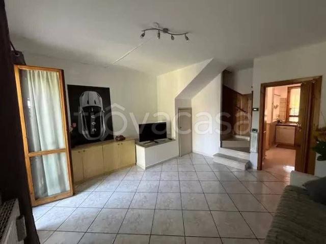 Villa in affitto a Segrate via Cascina Fra' di Sesto, arredato, giardino privato, luminoso TrovaCasa