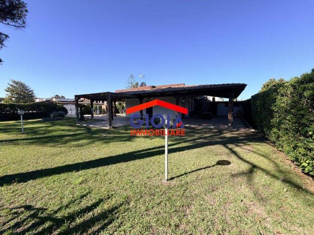 Villa in affitto a Sessa Aurunca CE