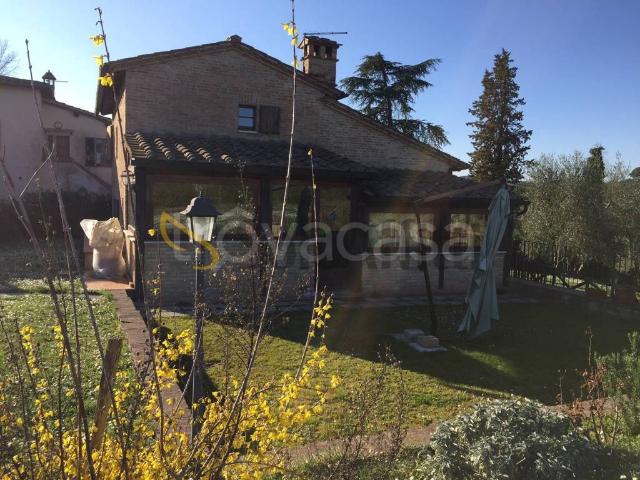 Villa in affitto a Siena strada Piaggiano, arredato, giardino privato, box TrovaCasa