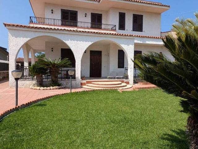 Villa in affitto a Siracusa SR