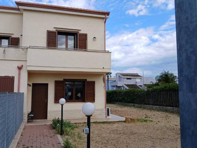 Villa in affitto a Siracusa SR