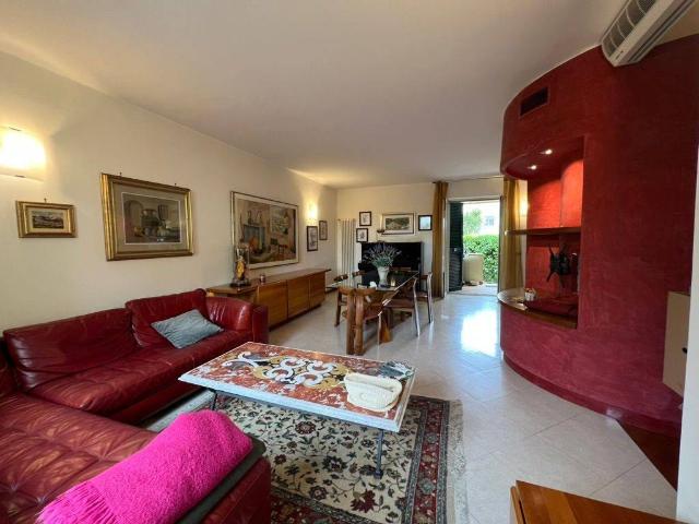 Villa in affitto a Pozzuoli NA