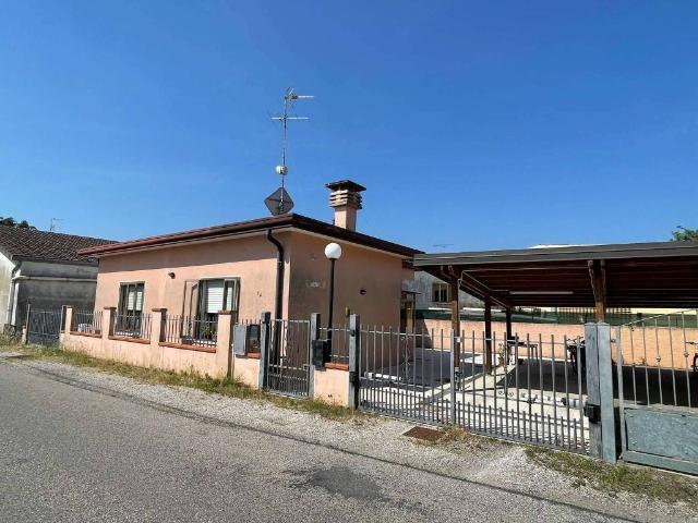 Villa in affitto a Porto Viro RO