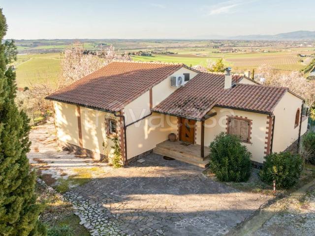Villa in affitto a Paciano viale Roma, arredato, giardino privato, posto auto TrovaCasa