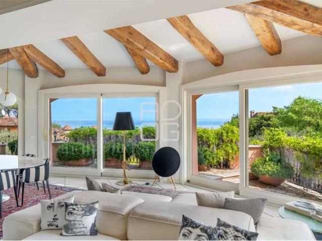 Villa in affitto a Padenghe sul Garda via Guglielmo Marconi, non arredato/vuoto, giardino privato, posto auto TrovaCasa
