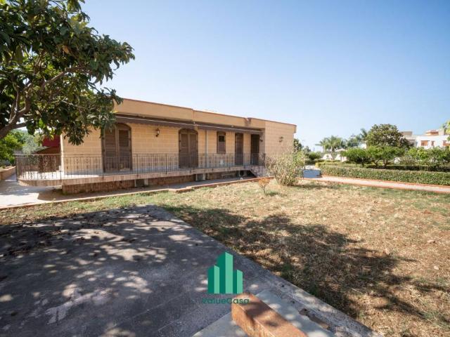 Villa in affitto a Palermo via Castrense Civello, non arredato/vuoto, giardino privato, quadrupla esposizione TrovaCasa