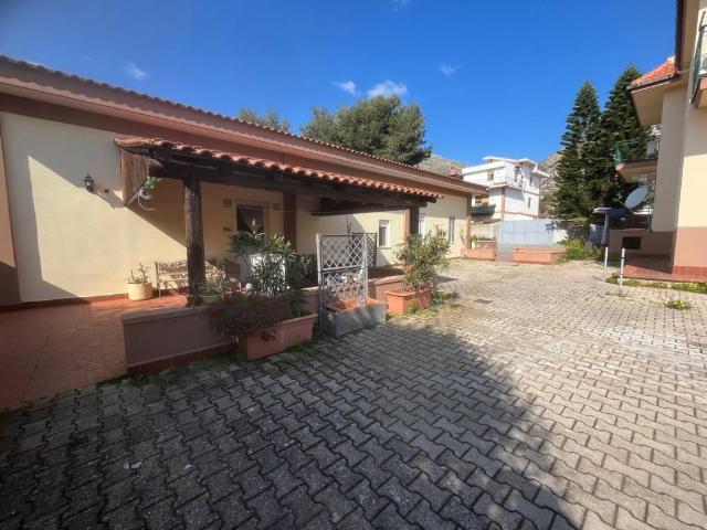 Villa in affitto a Palermo PA