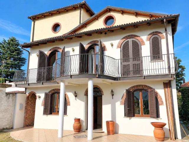 Villa in affitto a Palestro PV