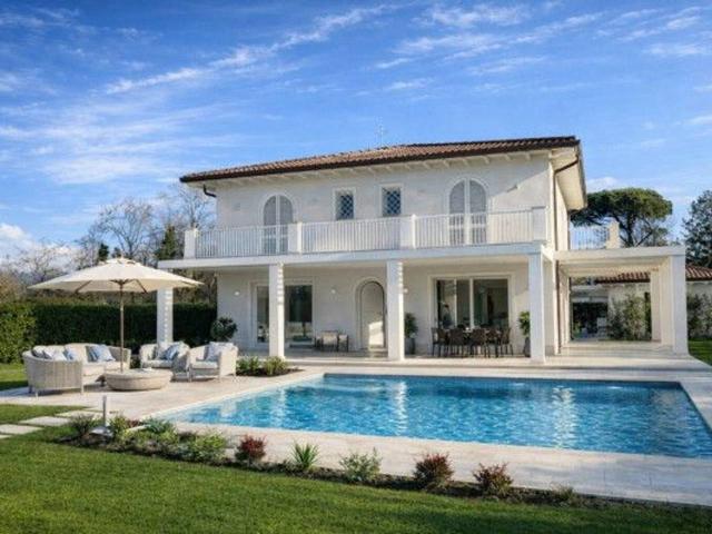 Villa in affitto a Pietrasanta