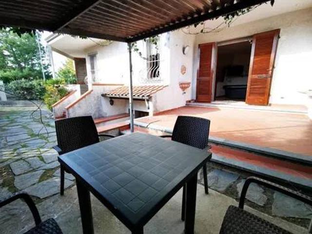 Villa in affitto a Pietrasanta LU