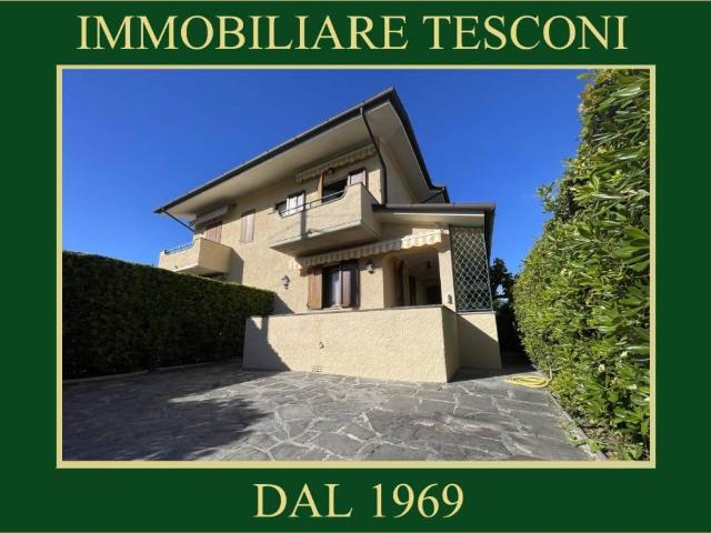 Villa in affitto a Pietrasanta LU