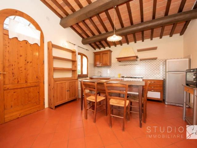 Villa in affitto a Pistoia via del Chiassone, arredato, giardino privato, posto auto TrovaCasa