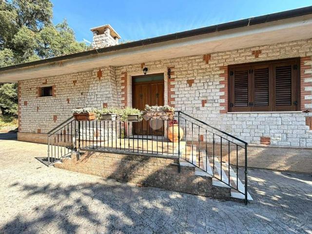 Villa in affitto a Priverno LT