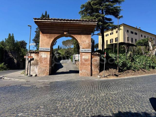 Villa in affitto a Roma via Appia Antica, arredato, giardino privato, cucina abitabile TrovaCasa