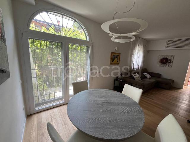 Villa in affitto a Roma via Giulio Galli, 41, arredato, giardino privato, terrazzo TrovaCasa