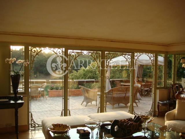 Villa in affitto a Roma via del Casale della Crescenza, giardino privato, posto auto, box TrovaCasa